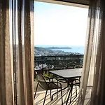 Libra - Luxurious Sea View Apartment