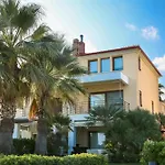 Exceptional Beachfront Villa Blue Cocoon