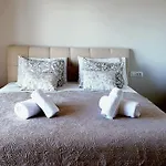 Luxurious Flat With Sea View & Private Beach