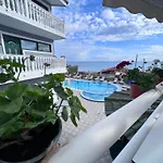 Amarylis Beachfront Studios