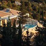 Thelxi\'S Suite II - Brand New Seaview Suite!