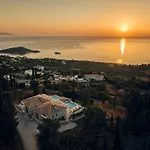 Thelxi\'S Suite II - Brand New Seaview Suite!