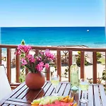 Hotel Paralio
