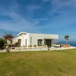 Villa Jamila By Cura Villas Collection