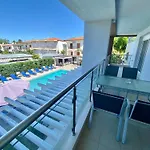 Ellinfos Aparthotel