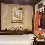 Stella\'S Traditional Inn