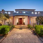 Villa Rea Luxury 5 Bdrs With Swimming Pool