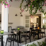 Hippocampus Hotel