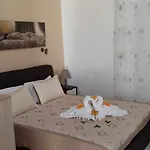 Golden Sun Apartments