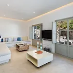 Villa Adrali