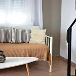 Daphne\'S Family Apartment