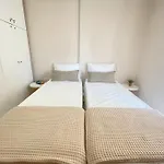 Elia Family Apartment