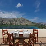 Lindas Villa In Unrivalled Position In Kournas