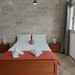 Bodikos Villas & Apartments