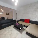 Bodikos Villas & Apartments