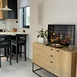 Polyxeni Suites