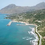 Horizon Beach Hotel