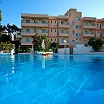 Albatross Hotel