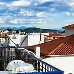 Syraina Apartments