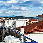 Syraina Apartments