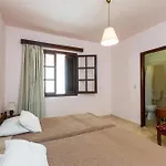 Santa Maria Studios & Apartments
