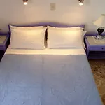 Doreen Suites