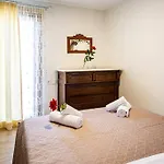 Kalomiris Thea Suite