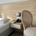 Catherine Hotel