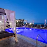 Amarylis Beachfront Studios