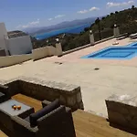 Lenikos Resort