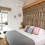 Dazzling Crete Villa 3 Bedrooms Villa Saffron Sunset Beachfront Villa With Jacuzzi Brilliant Sea Views Chania