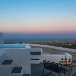 Lackos Luxury Suites