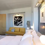 Voreina Gallery Suites