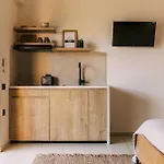 Villa Di Mare Seaside Suites
