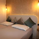 Voula\'S House