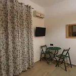 Voula\'S House