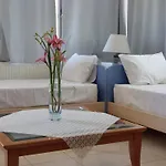 Dora\'S House Comfortable Apartment With A Yard And View