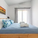 Magriplis Hill Apts