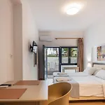 Golden Bay Boutique Hotel & Bungalows
