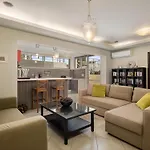 Villa Athinais