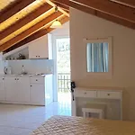 Fexulis Studios & Suites