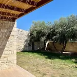 Lili Hotel