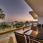 Katerina\'S Garden Mola Kaliva