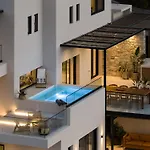 The Nook - Luxury Living At The Edge Of Tranquility
