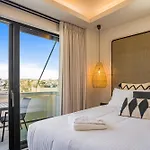 Hom54 Luxury Suites