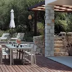 Everlane Seaview Villa