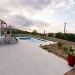 Athel Panoramic View Villas Stavros
