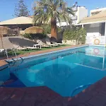Nikolas Apartments