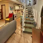 Little Lotus Apartment