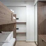 Sunny Sands Seaview Apartment